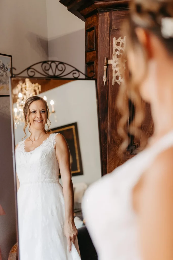 Braut im Spiegel schloss herberstein Hochzeit
