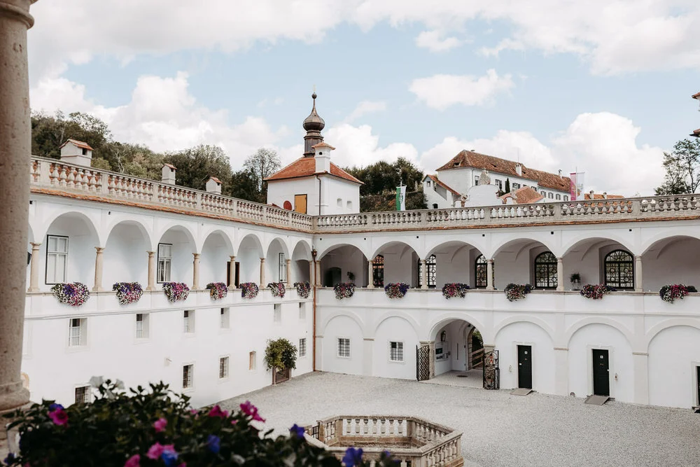 schloss herberstein innenhof